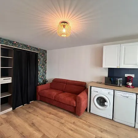 Le Perroquet Сен-Сиприен